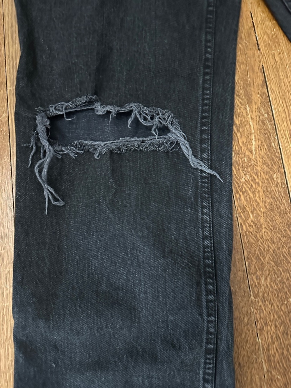 Abercrombie & Fitch Black Distressed Relaxed Jeans - Picture 3 of 4
